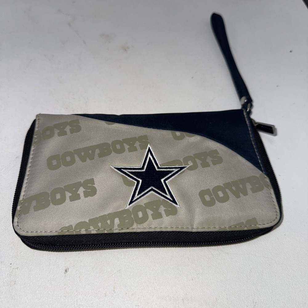 NWT Dallas‎ COWBOYS Women's Wristlet/wallet Organizer